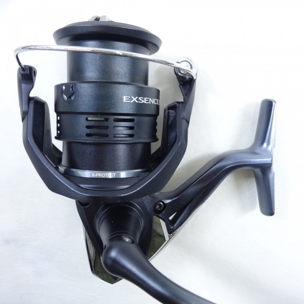 エクスセンスBB 4000MHG